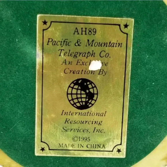 Liberty Falls Collection Palace Dance Hall & Saloon AH106 Figurine - Picture 5 of 6